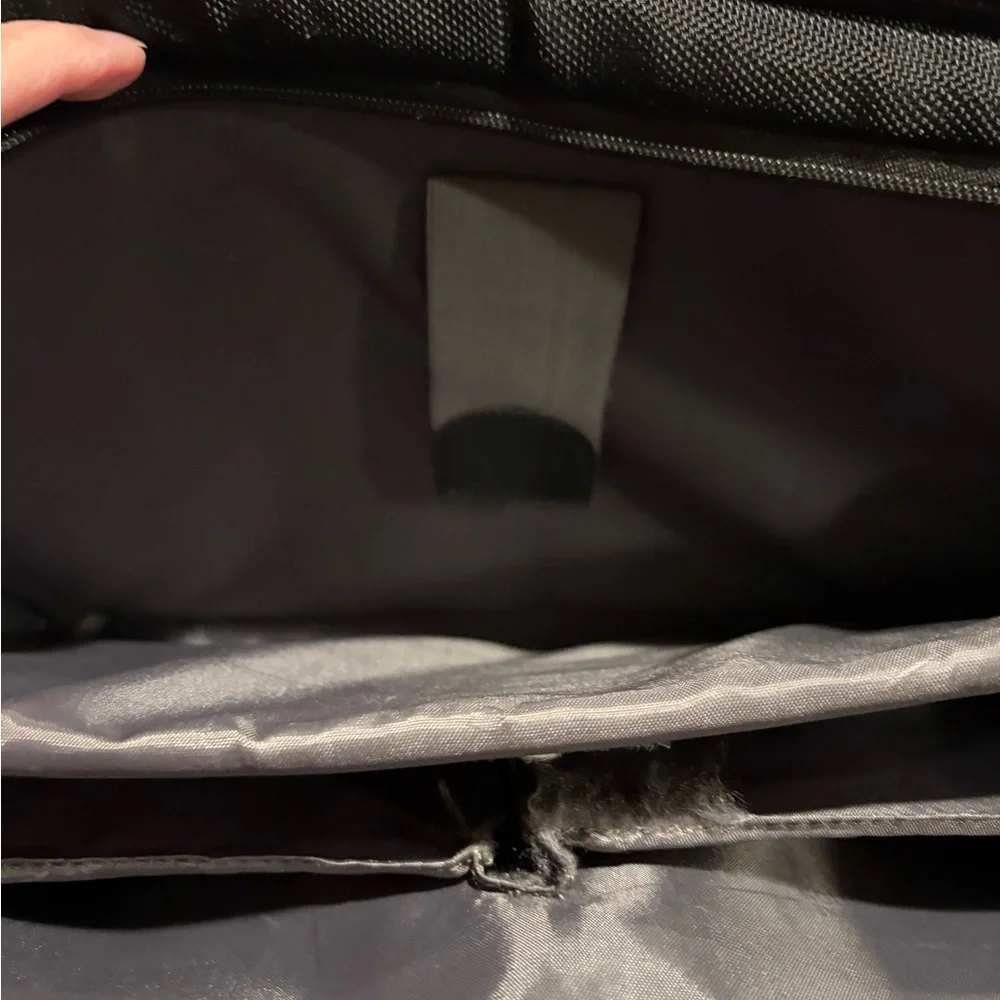 Black Kenneth Cole Reaction Laptop Briefcase Shoulder Bag
